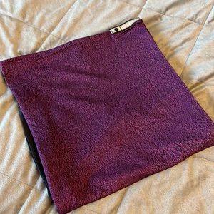 Lululemon Vinyasa scarf with arm holes